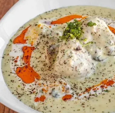 Eggs Benedict with peameal bacon and hollandaise at Sunset Cafe, St. Thomas, ON